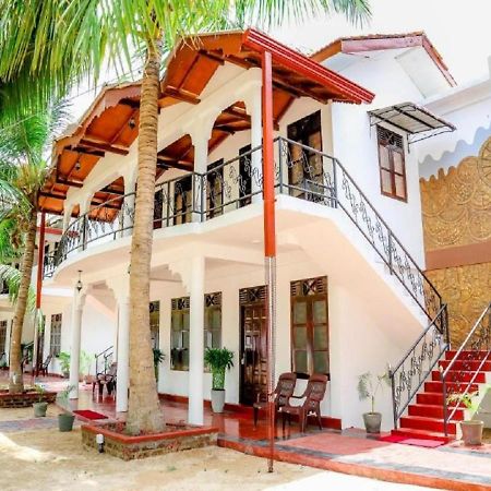 Crescent Sea Resort Nilaveli Exteriér fotografie