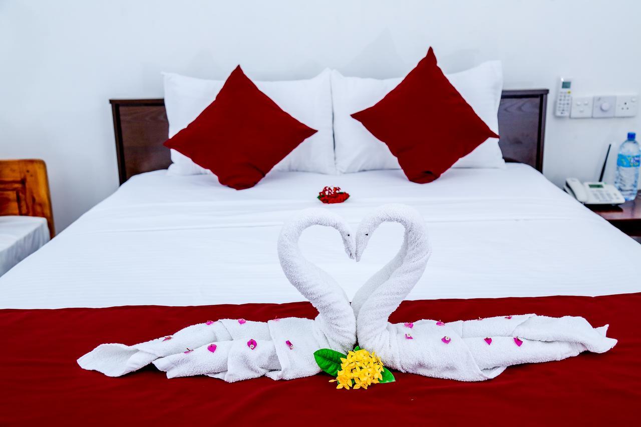 Crescent Sea Resort Nilaveli Exteriér fotografie