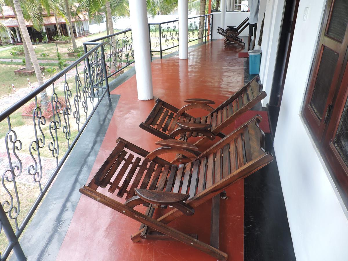 Crescent Sea Resort Nilaveli Exteriér fotografie