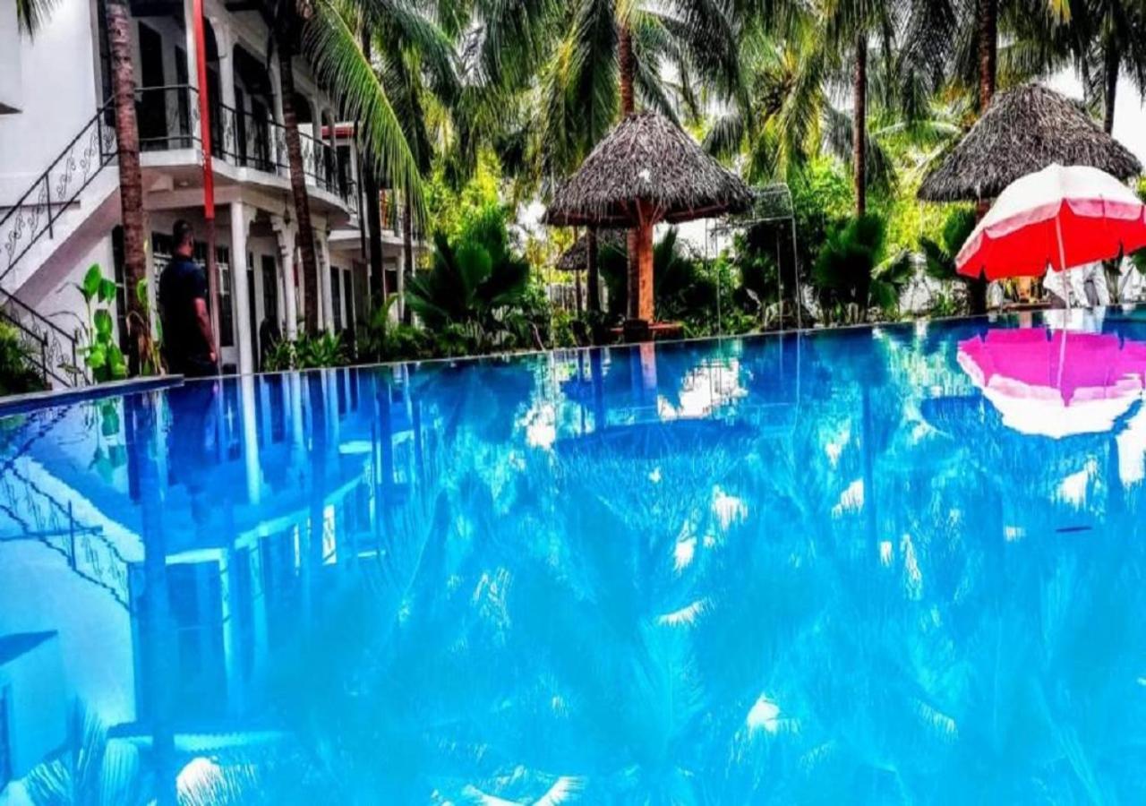 Crescent Sea Resort Nilaveli Exteriér fotografie